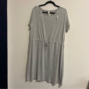 H&M - Gray Dress with Tie at Waist